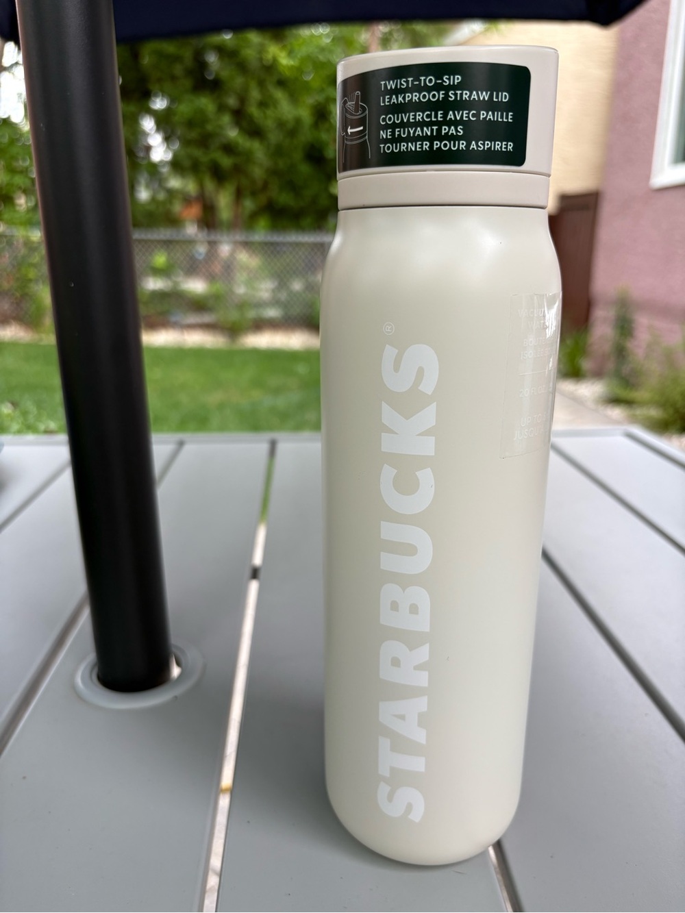 Starbucks Cream Twist-to-Sip Leakproof Straw Lid Water Bottle